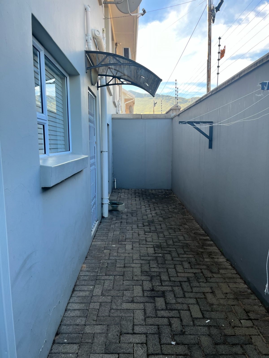 To Let 3 Bedroom Property for Rent in Top Town Eastern Cape